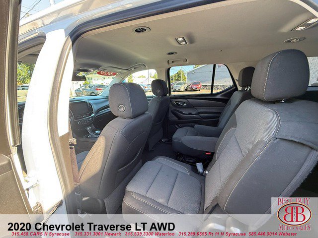 Used 2020 Chevrolet Traverse LT w/ Driver Confidence II Package AWD/4WD image 13
