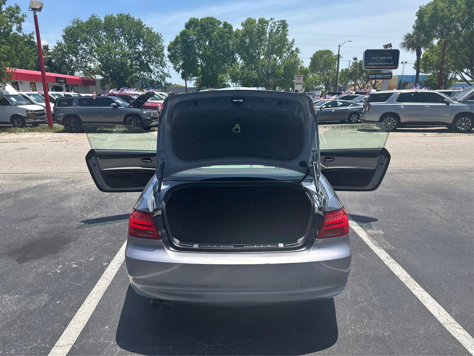 Used 2011 BMW 328i xDrive Coupe AWD/4WD image 13