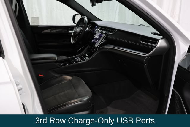Used 2022 Jeep Grand Cherokee L Laredo AWD/4WD image 17
