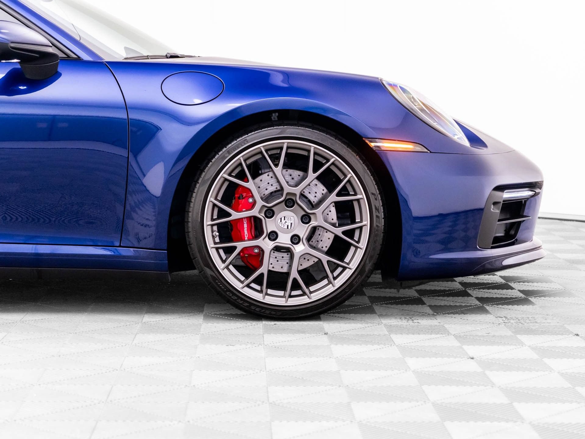 Used 2023 Porsche 911 Carrera 4S AWD/4WD image 39