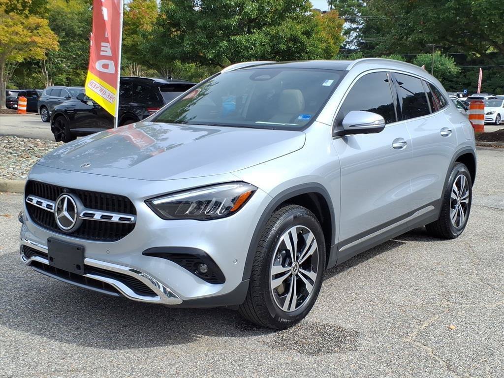 Used 2026 Mercedes-Benz GLA 250 4MATIC image 1