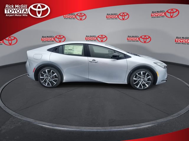 New 2026 Toyota Prius Plug-In Hybrid FWD image 9