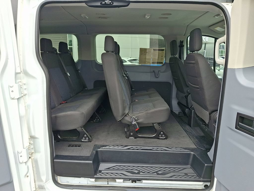 Used 2019 Ford Transit 150 XL RWD image 10