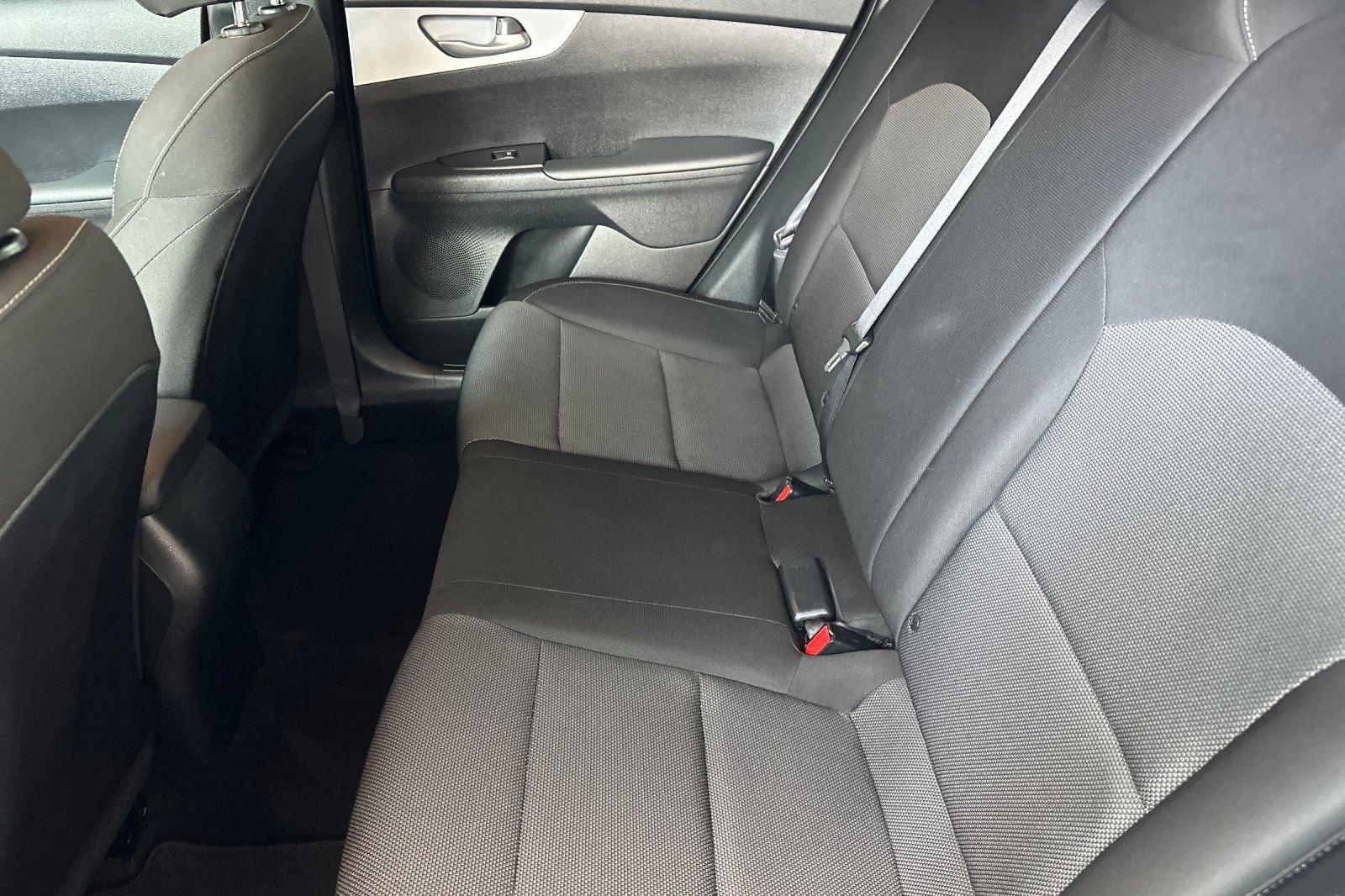 Used 2024 Kia Forte LXS FWD image 12