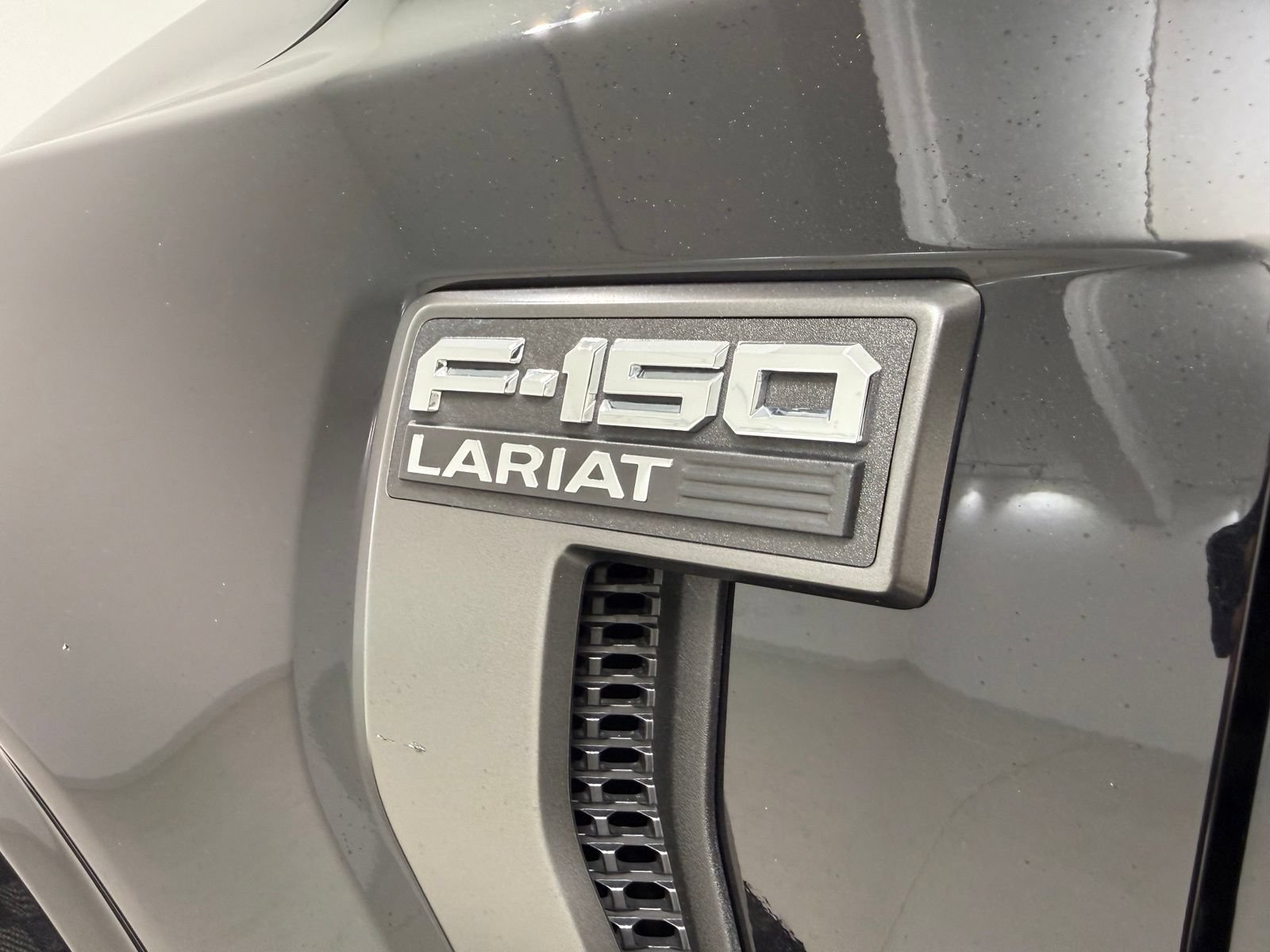Used 2022 Ford F150 Lariat AWD/4WD image 14