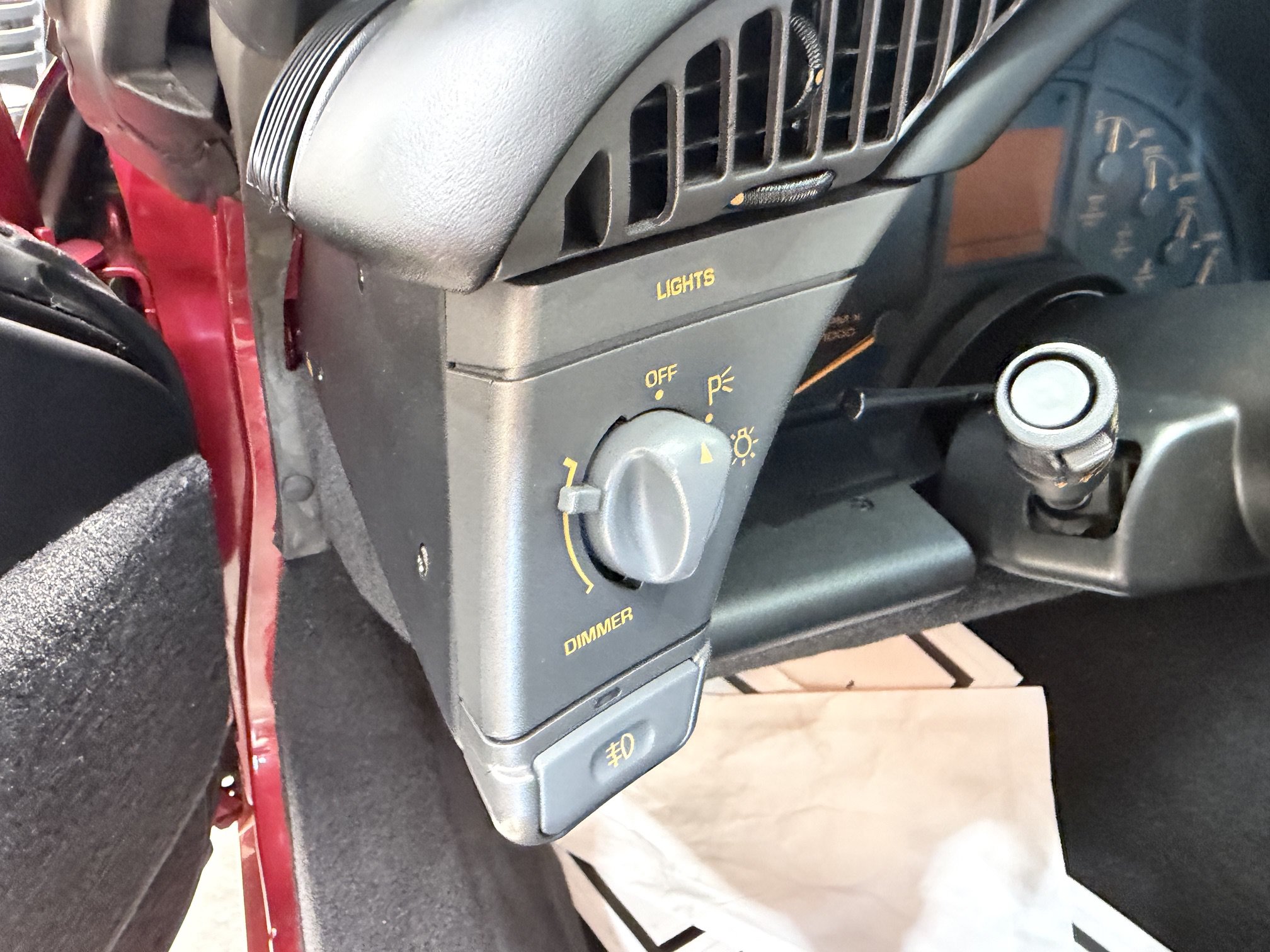 Used 1991 Chevrolet Corvette Coupe RWD image 15