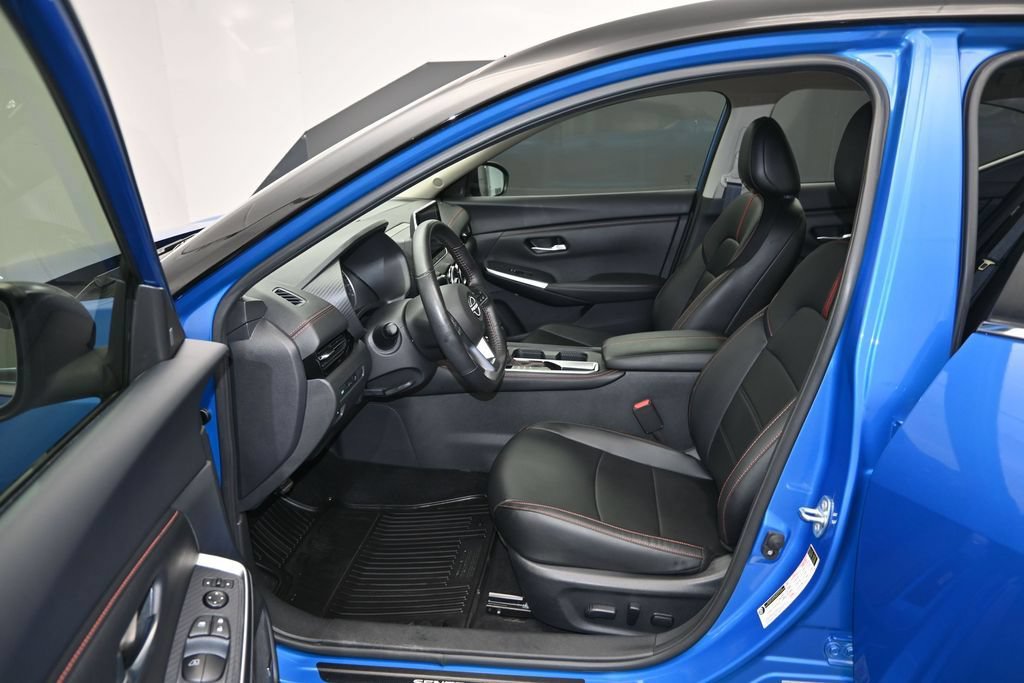 Used 2024 Nissan Sentra SR w/ SR Premium Package FWD image 16