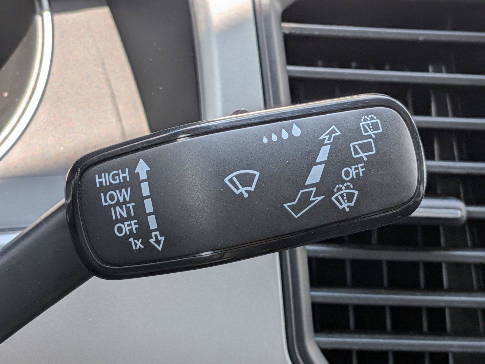 Used 2021 Volkswagen Atlas SE AWD/4WD image 23