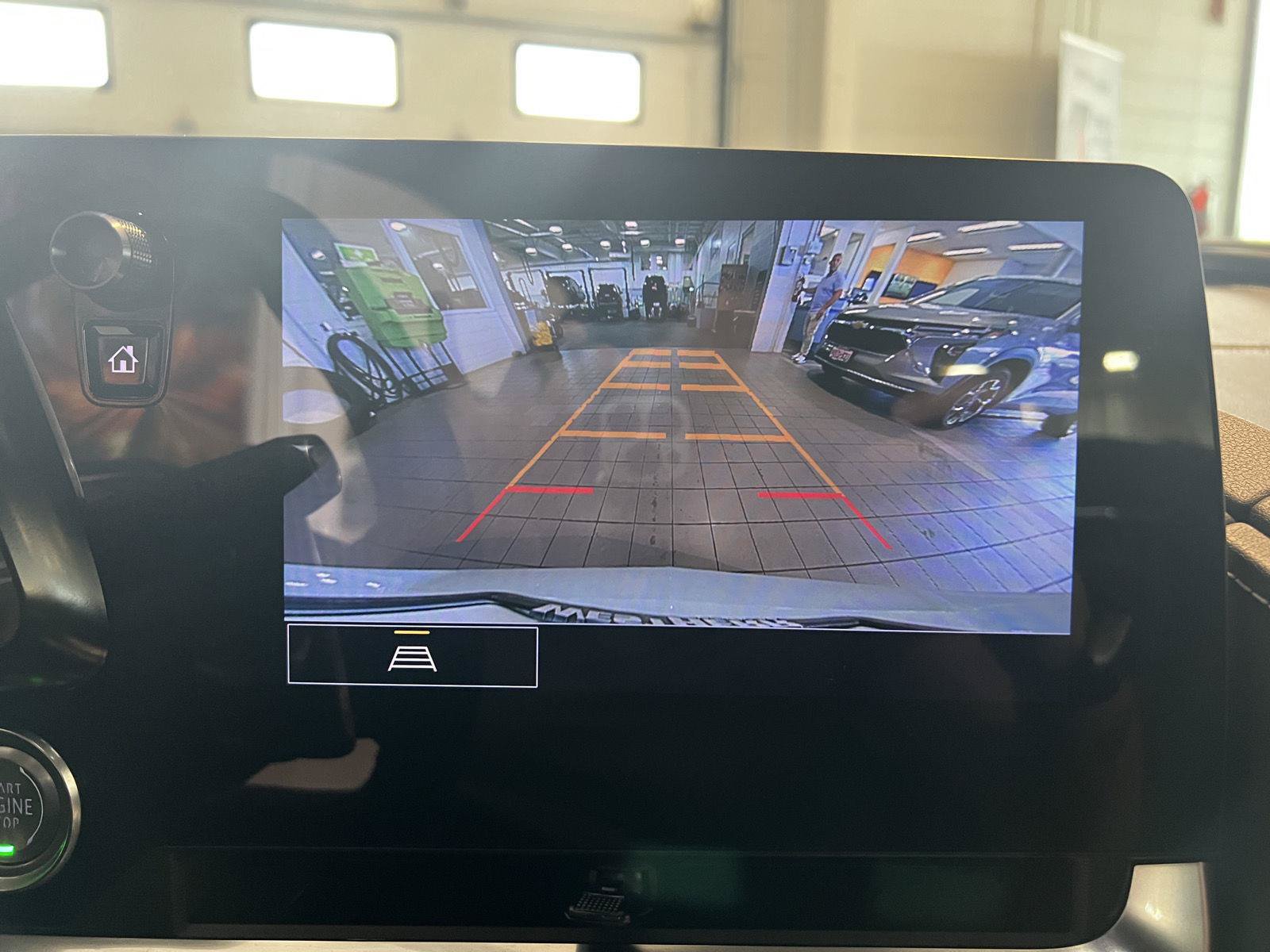 Used 2022 Chevrolet Corvette Stingray Coupe w/ Z51 Performance Package RWD image 46