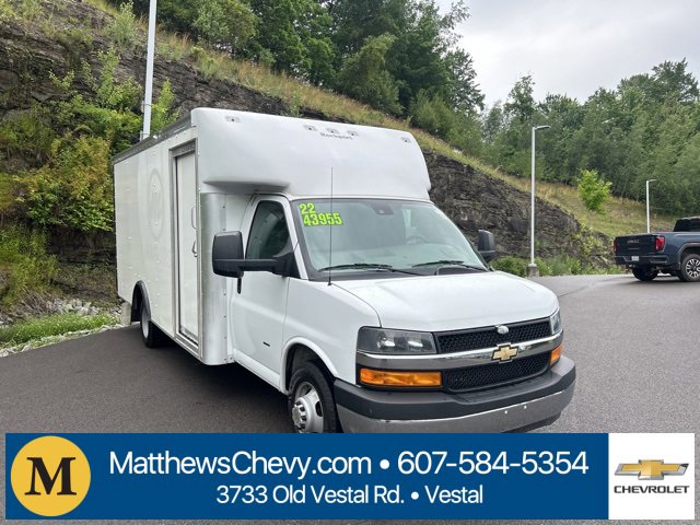 Used 2022 Chevrolet Express 3500 Work Van w/ Power Convenience Package image 3