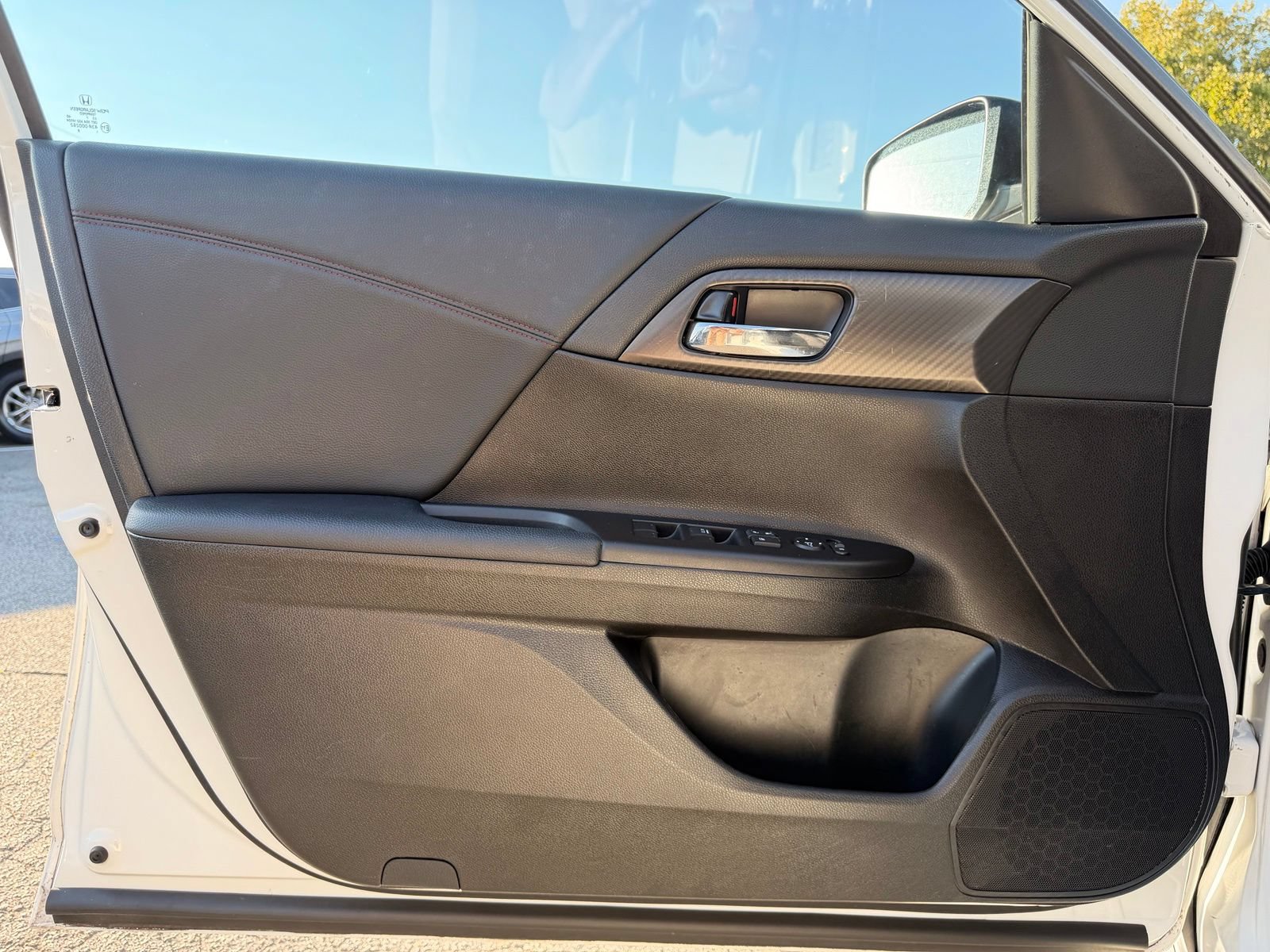 Used 2017 Honda Accord Sport Special Edition image 13