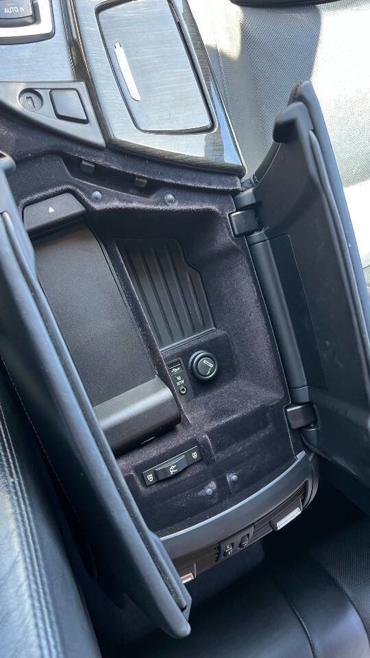 Used 2011 BMW 550i Sedan image 27