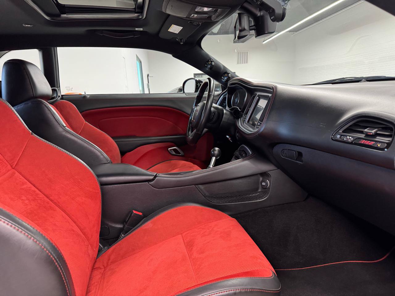 Used 2020 Dodge Challenger R/T Scat Pack RWD image 46