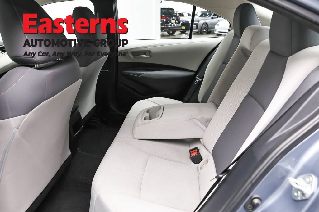 Used 2022 Toyota Corolla LE FWD image 20