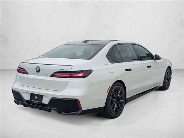 New 2026 BMW i7 xDrive60 AWD/4WD image 2