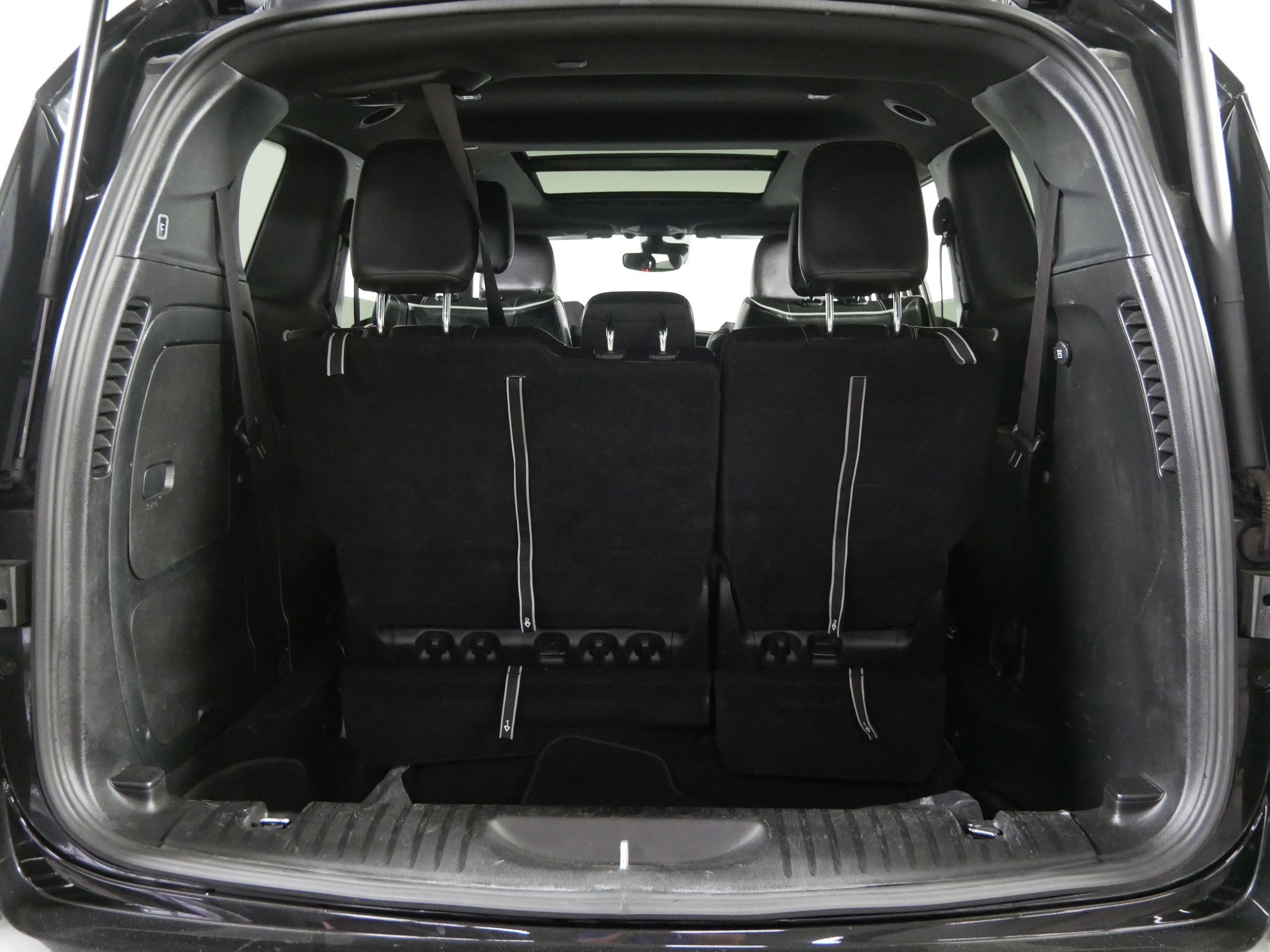 Used 2024 Chrysler Pacifica Premium FWD image 18