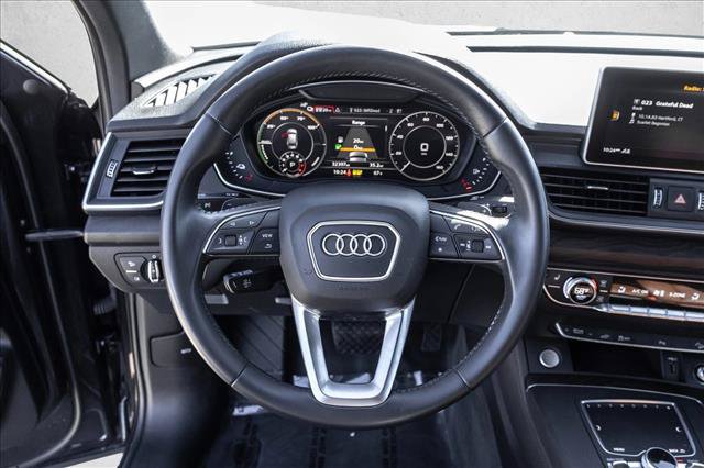 Used 2020 Audi Q5 e Premium Plus w/ Premium Plus Package AWD/4WD image 13