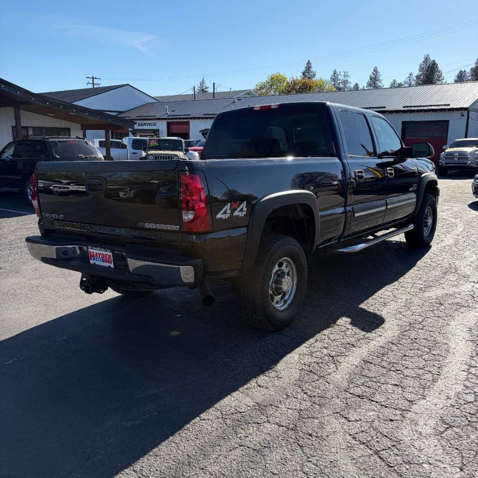 Used 2004 Chevrolet Silverado 2500 LT w/ Heavy-Duty Power Package AWD/4WD image 5
