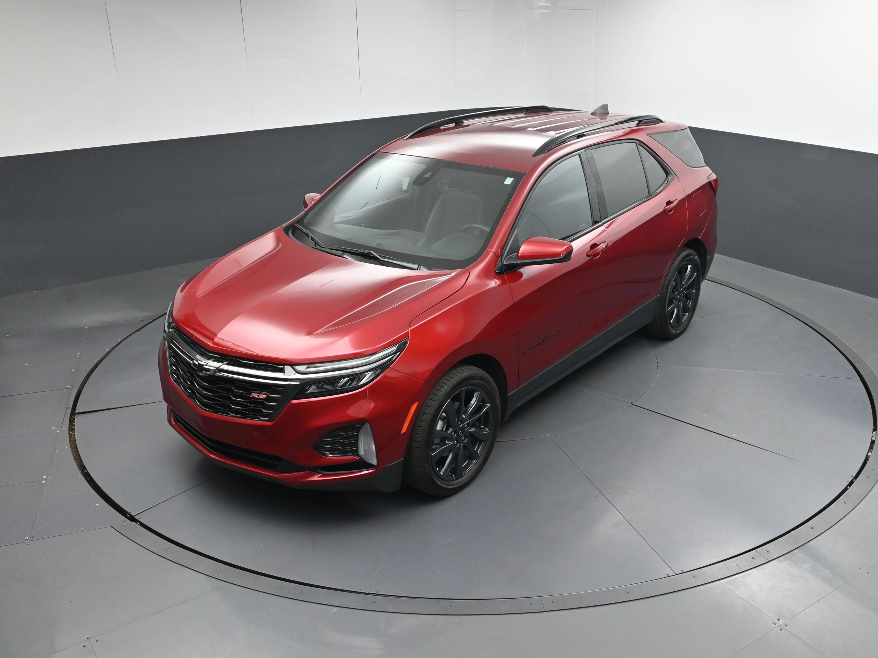 Used 2023 Chevrolet Equinox RS image 32