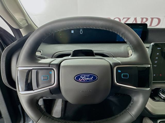 New 2025 Ford Expedition Active image 11