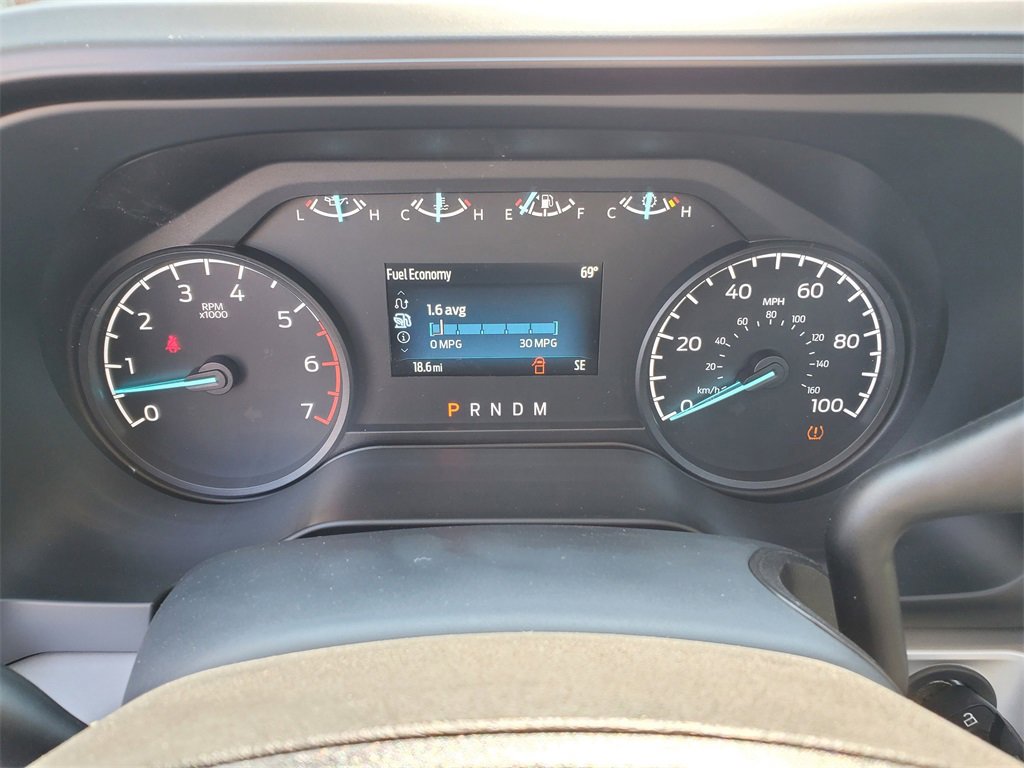 New 2026 Ford F350 4x4 Regular Cab Super Duty image 9