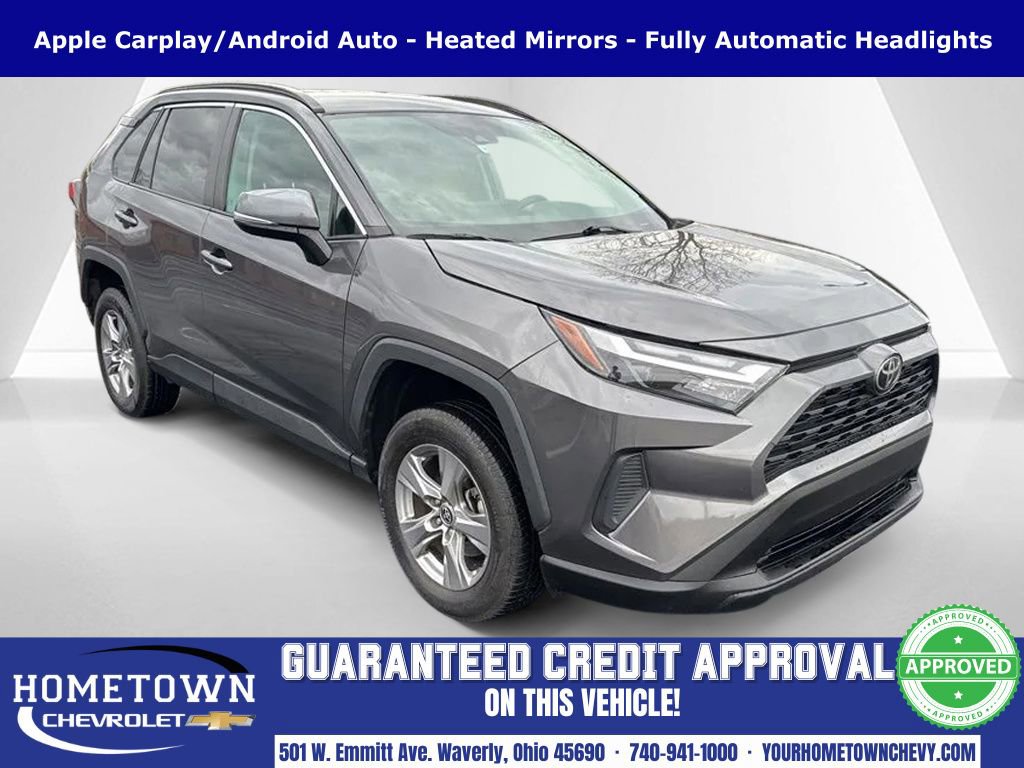 Used 2022 Toyota RAV4 XLE FWD image 1