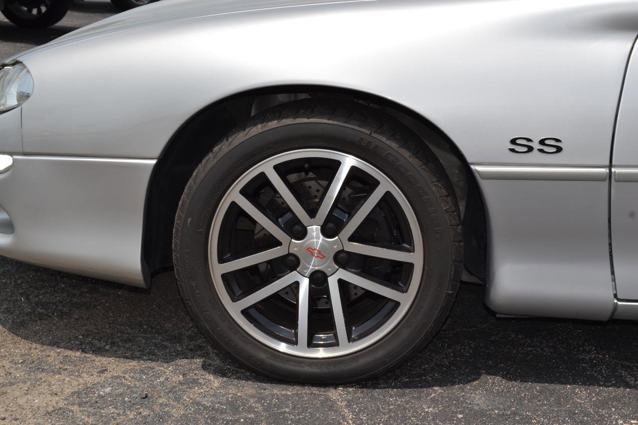 Used 2002 Chevrolet Camaro Z28 w/ SS Performance/Appearance Pkg image 45