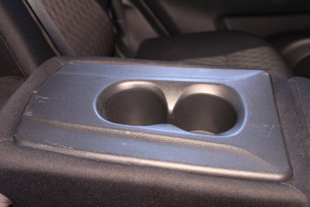 Used 2020 Nissan Rogue SV image 15