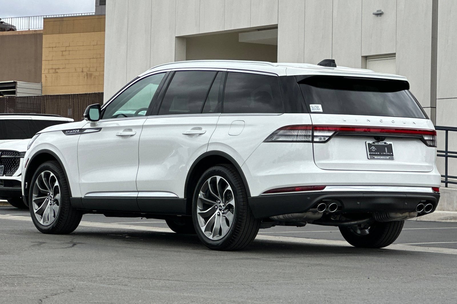New 2026 Lincoln Aviator 2WD image 5
