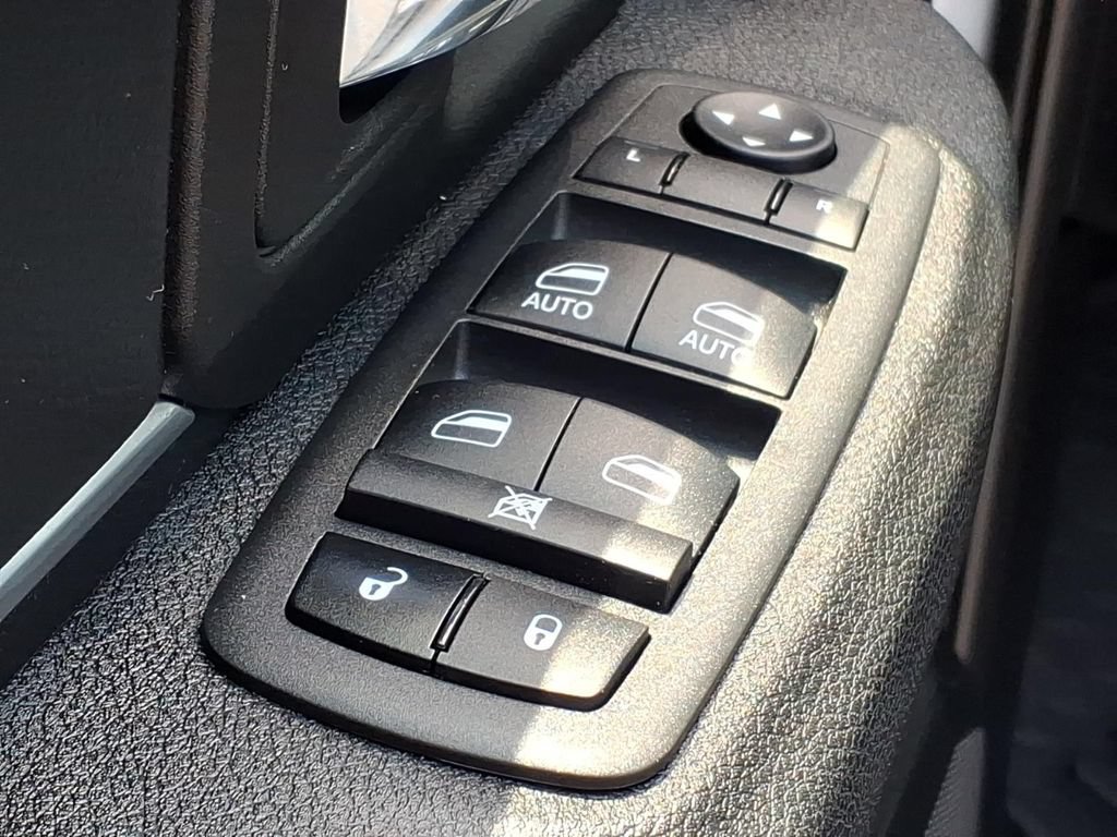 Certified 2022 RAM 1500 Warlock w/ Electronics Group AWD/4WD image 13