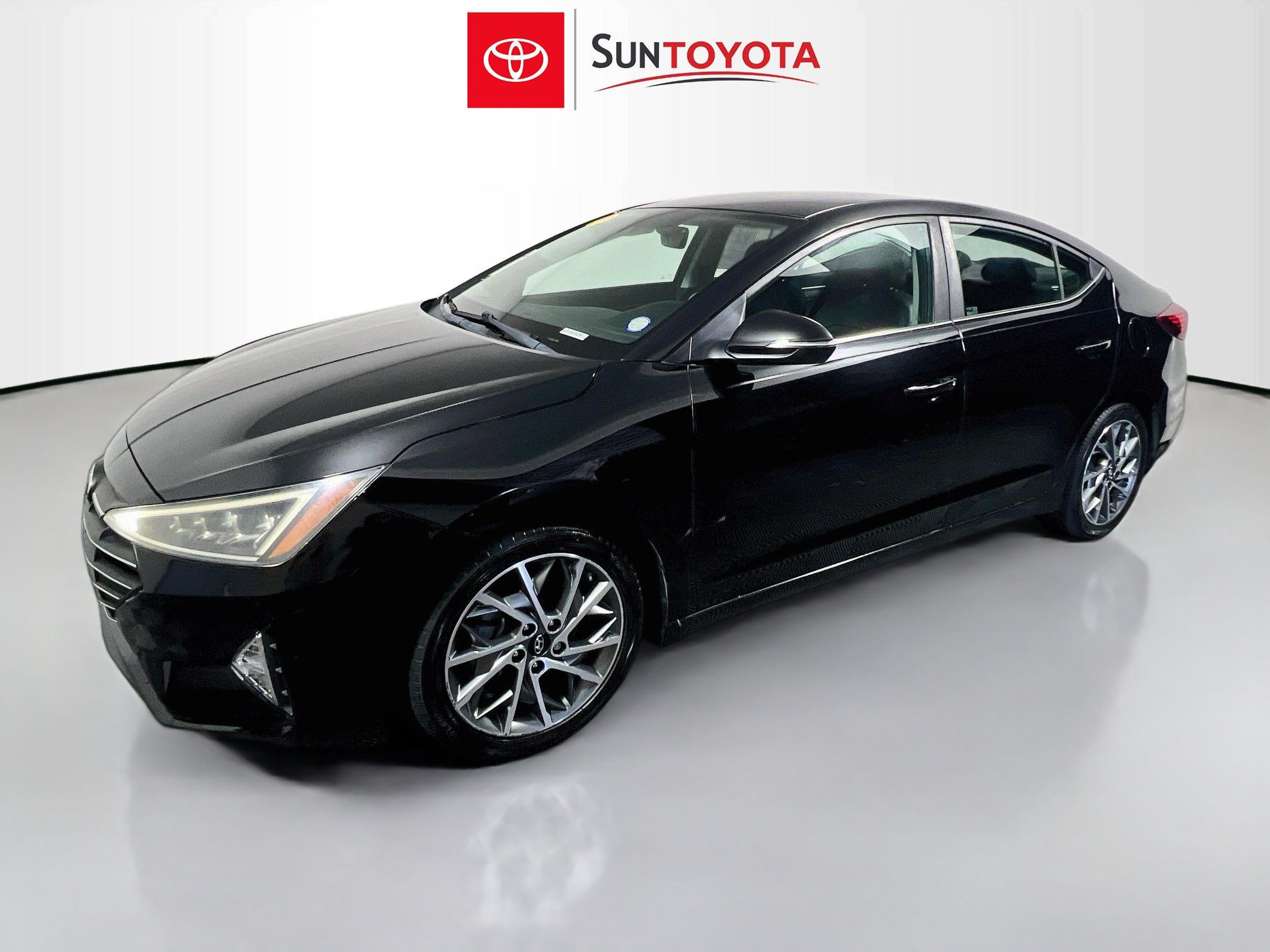 Used 2019 Hyundai Elantra Limited w/ Cargo Package FWD image 9