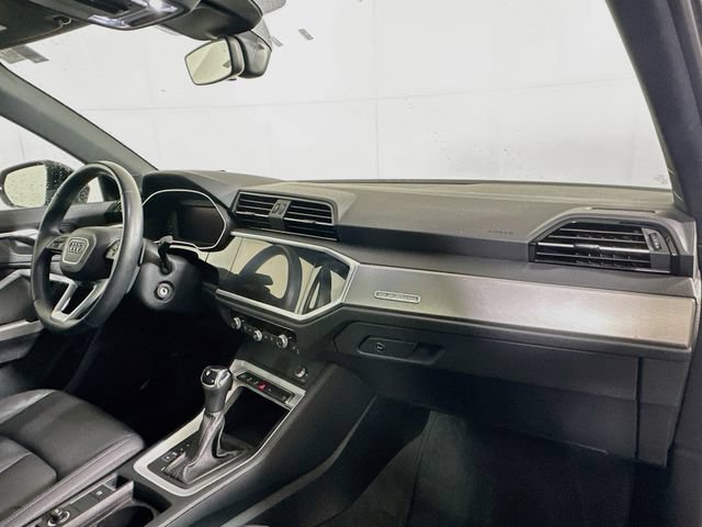 Used 2024 Audi Q3 2.0T Premium AWD/4WD image 30