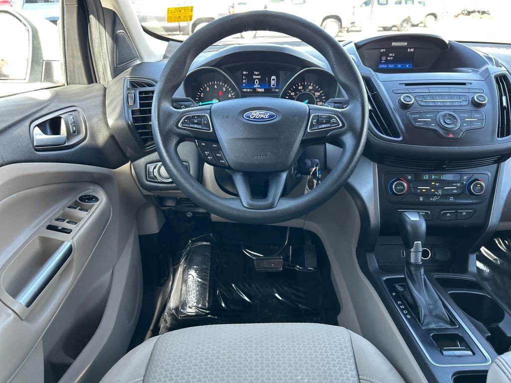 Used 2017 Ford Escape SE image 9