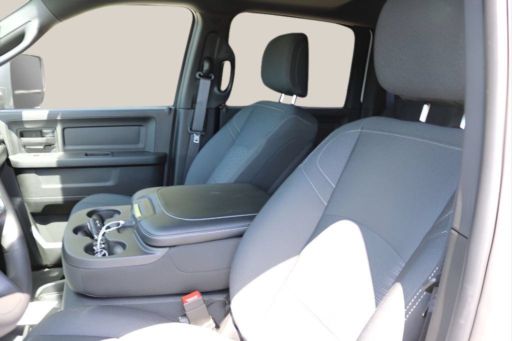 New 2027 RAM 3500 Tradesman AWD/4WD image 12