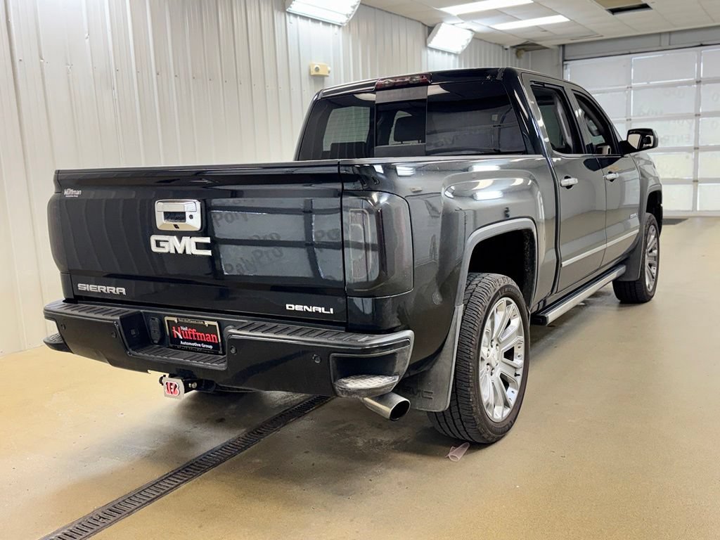 Used 2017 GMC Sierra 1500 Denali w/ Denali Ultimate Package AWD/4WD image 6
