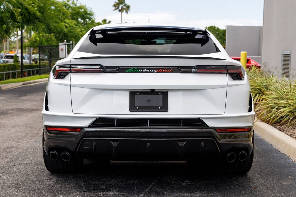 Used 2024 Lamborghini Urus Performante image 4