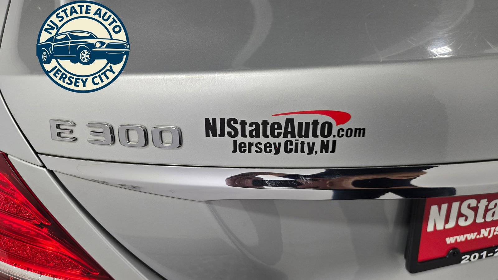 Used 2018 Mercedes-Benz E 300 4MATIC w/ Premium 3 Package (Q03) image 32