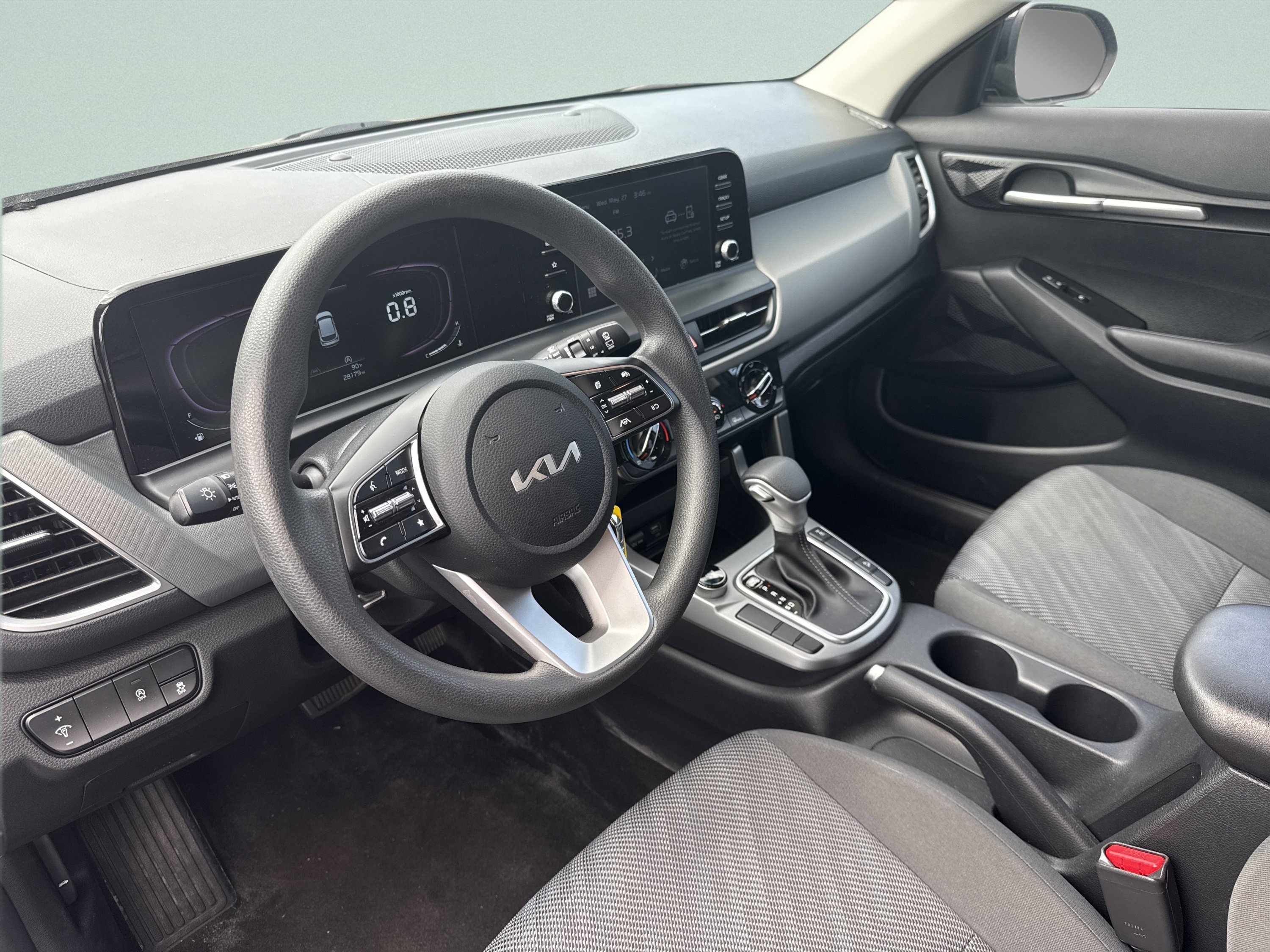Used 2024 Kia Seltos LX AWD/4WD image 25