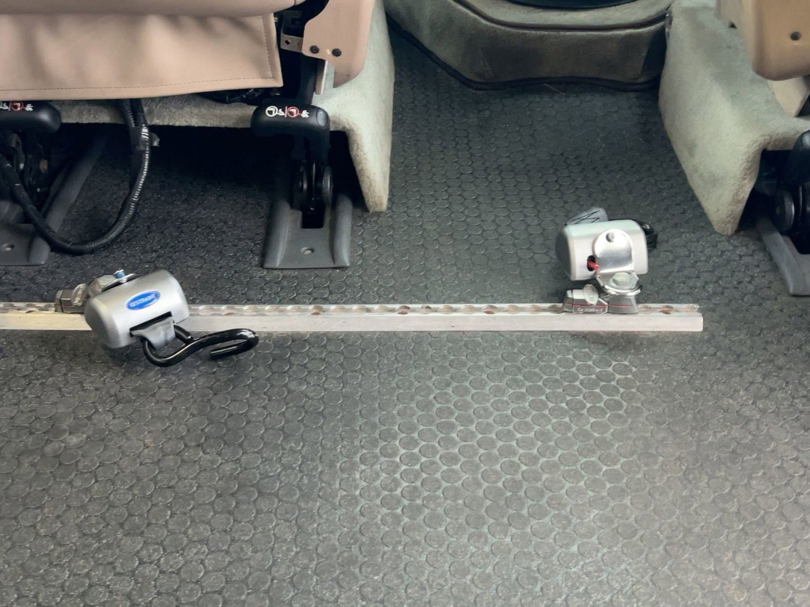 Used 2007 Ford E-150 and Econoline 150 image 37