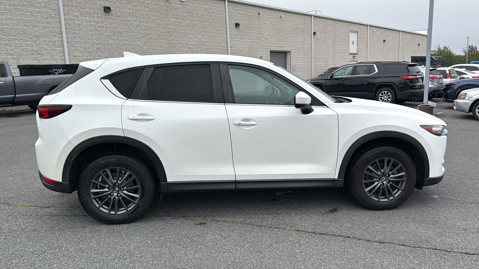 Used 2020 MAZDA CX-5 Touring image 4