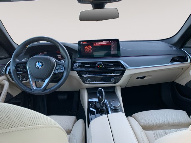 Used 2023 BMW 530i xDrive w/ Premium Package AWD/4WD image 10