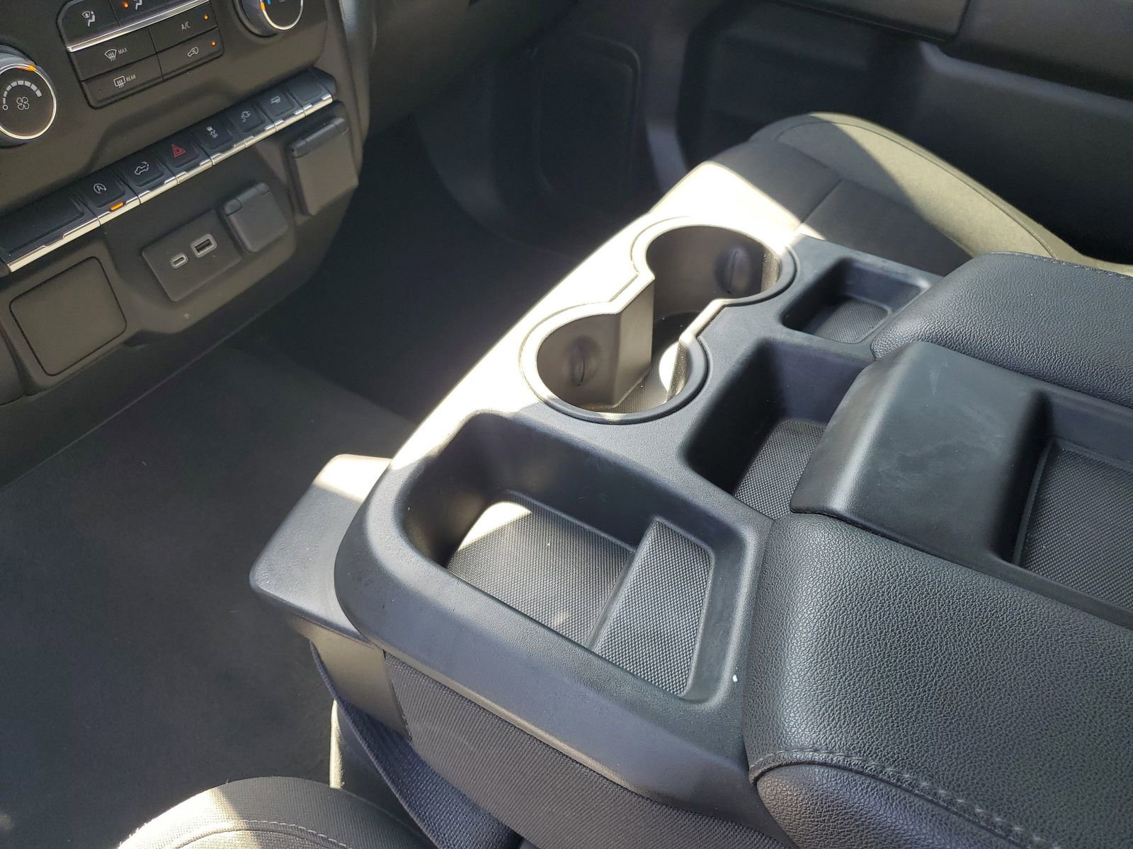 Used 2022 Chevrolet Silverado 1500 Custom image 18