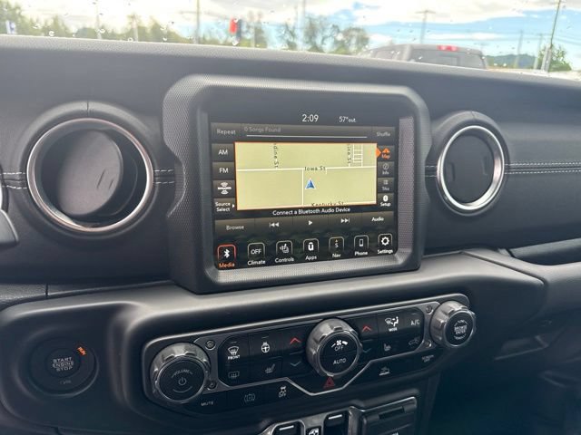 Used 2023 Jeep Wrangler Unlimited Sahara w/ Cold Weather Group AWD/4WD image 25
