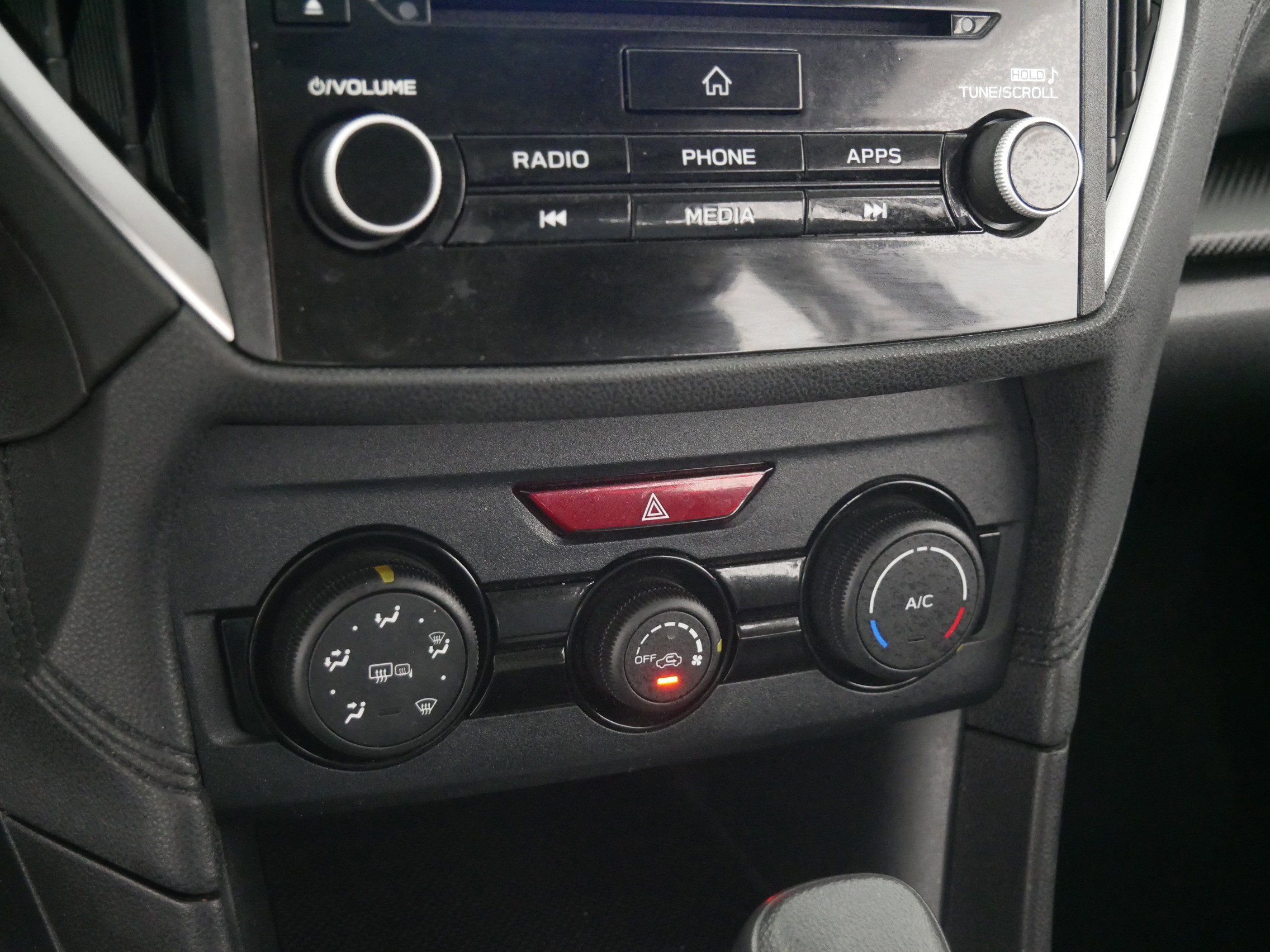 Used 2022 Subaru Impreza 2.0i Premium image 23