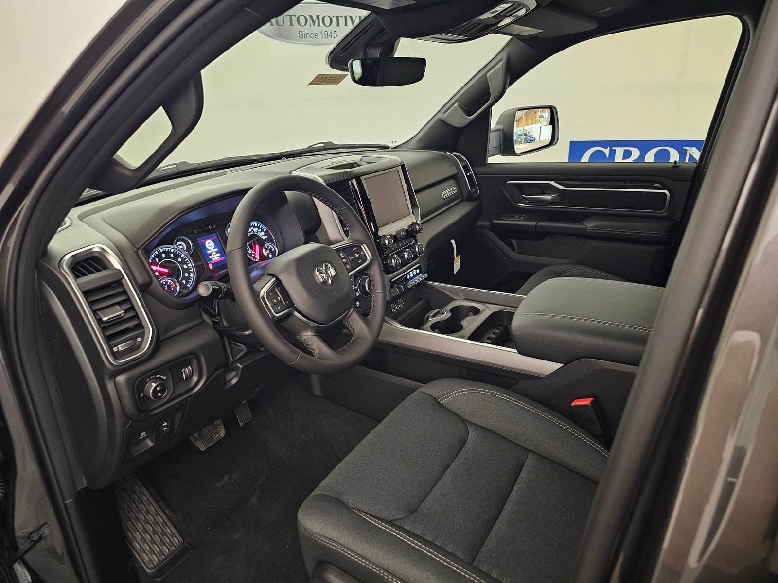 New 2026 RAM 1500 Big Horn AWD/4WD image 11
