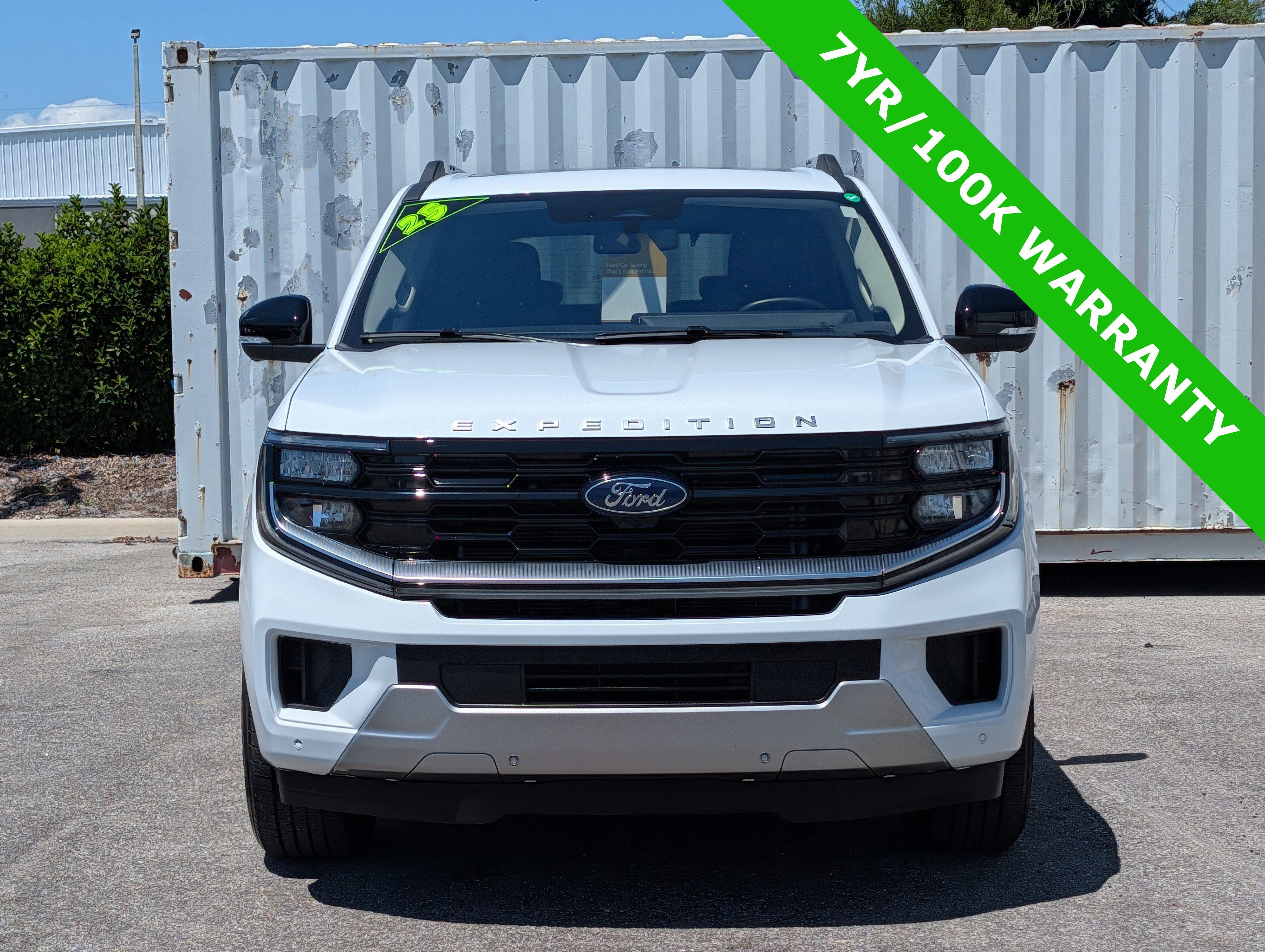 Used 2025 Ford Expedition Platinum AWD/4WD image 8