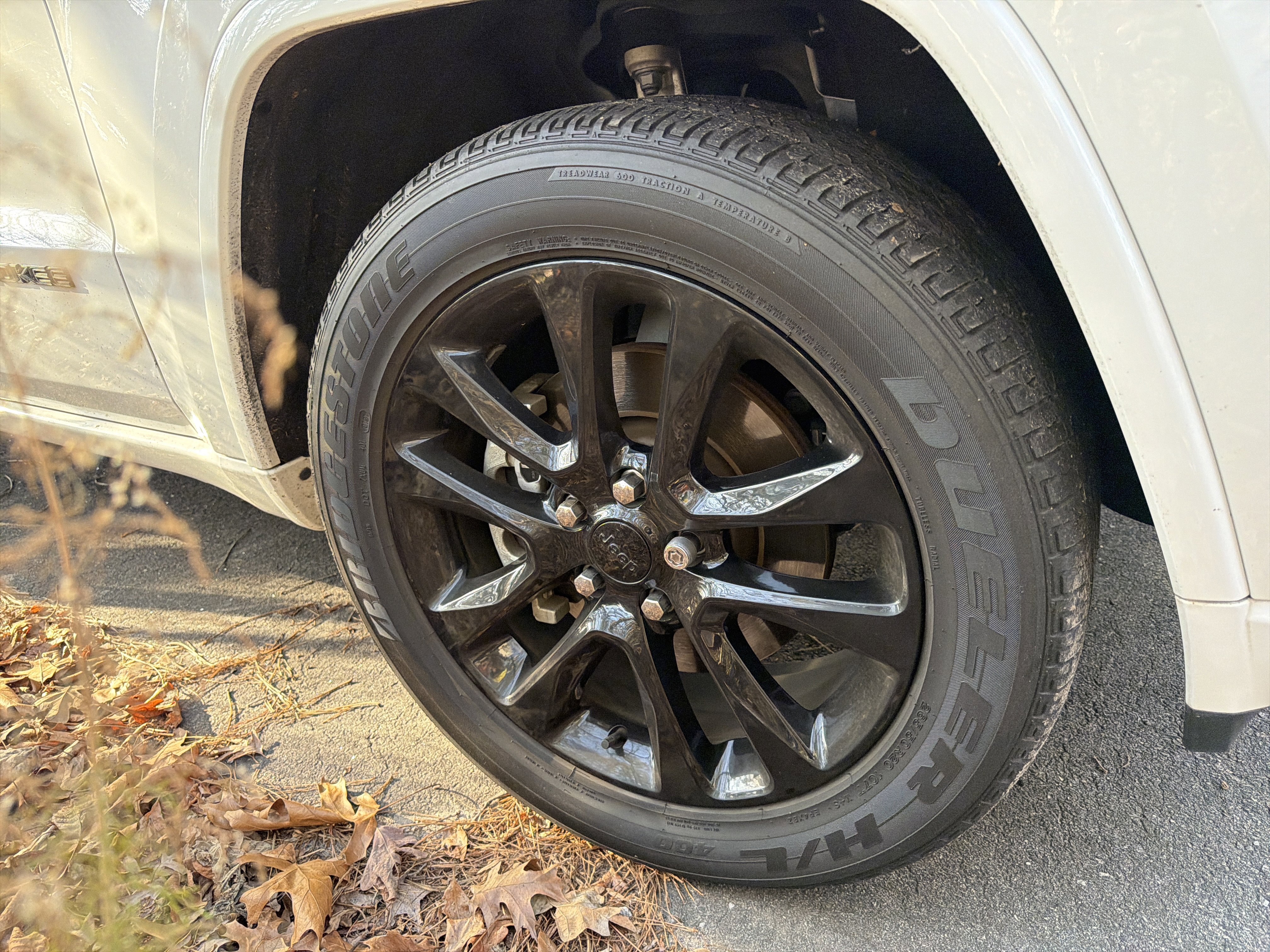 Used 2021 Jeep Grand Cherokee Laredo X image 13