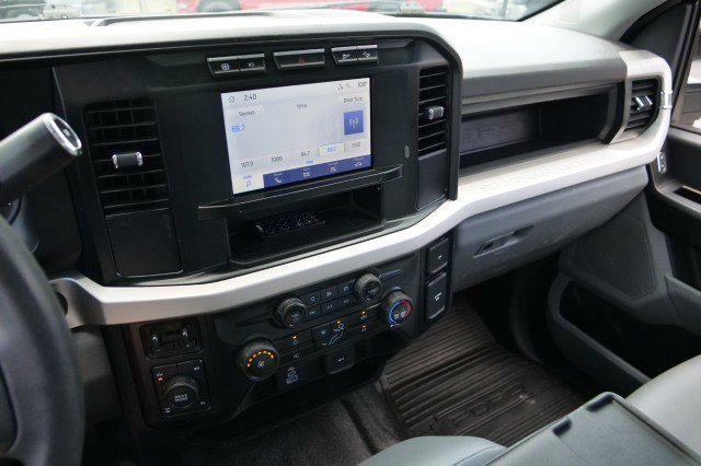 Used 2023 Ford F350 XL w/ 360-Degree Camera Package AWD/4WD image 14