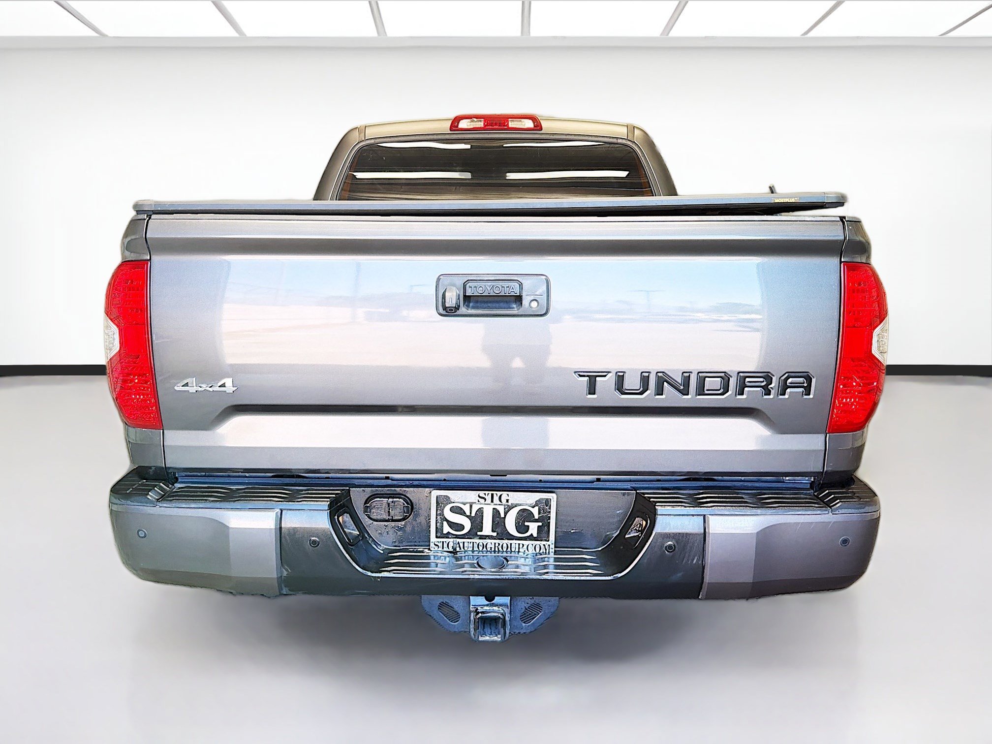 Used 2019 Toyota Tundra Platinum AWD/4WD image 5