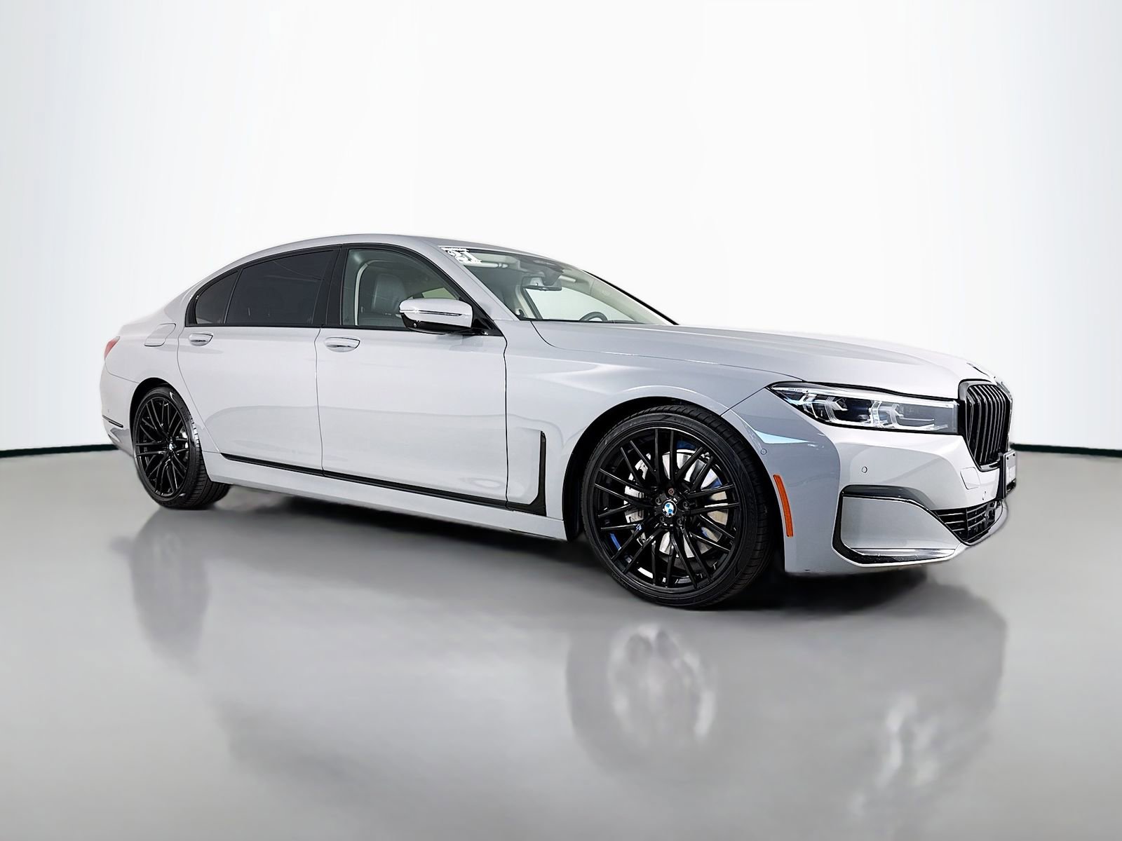 Used 2021 BMW 750i xDrive w/ Executive Package